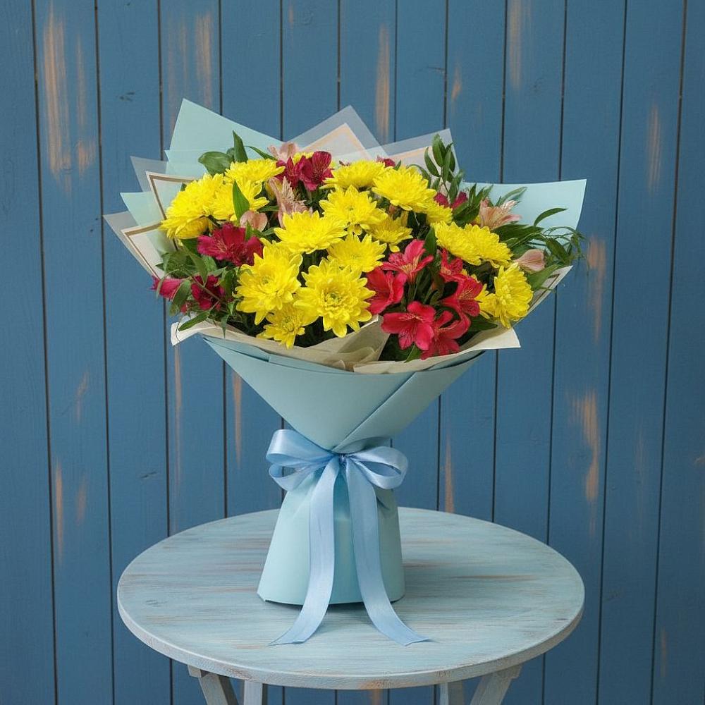 Букет цветов из: Альстромерии и Хризантемы в Высоковске