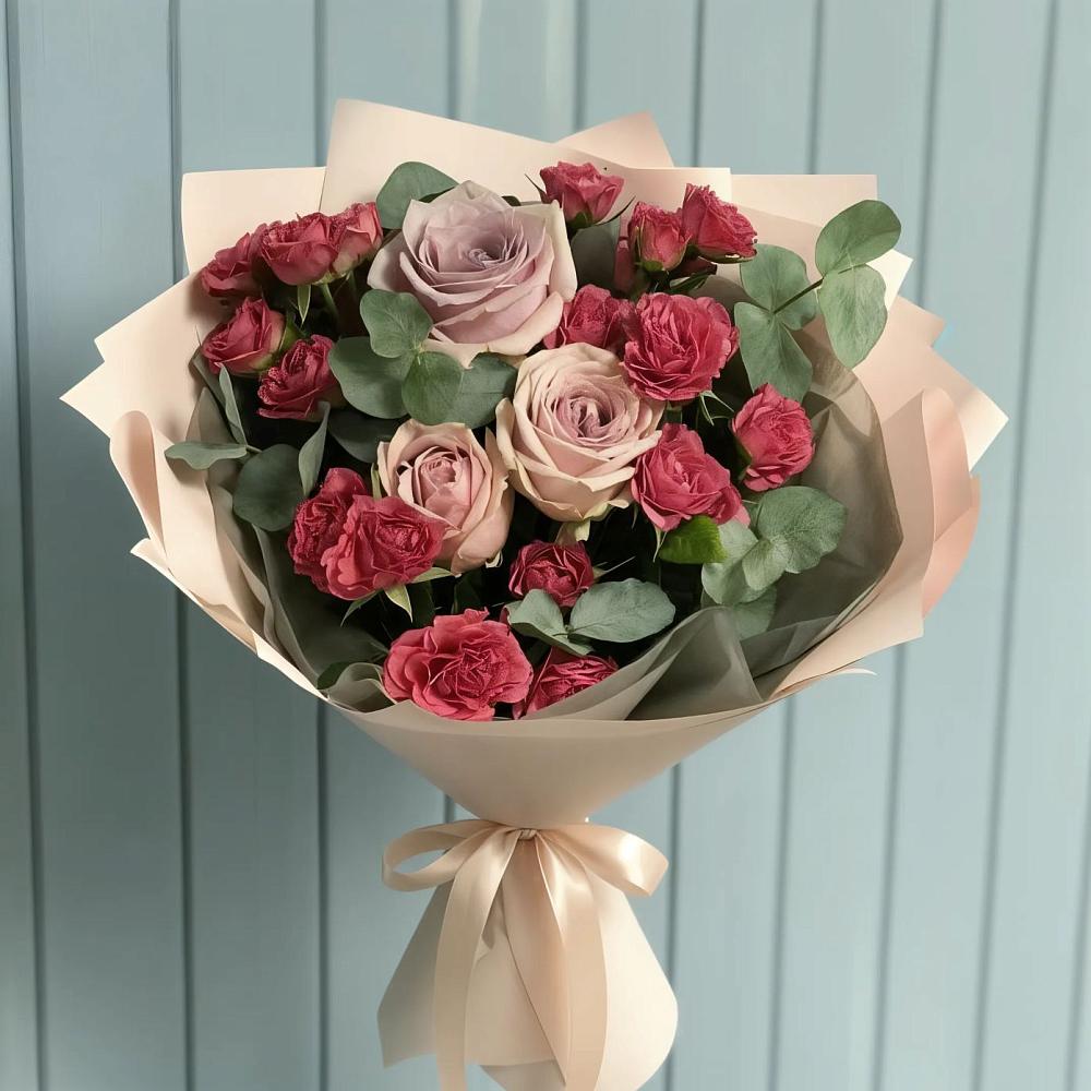 Букет цветов из: Гвоздики и Розы в Высоковске