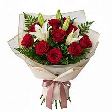 Букет цветов из:  Лилии и Розы в Высоковске