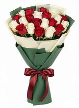 Букет Микс из красных и белых роз #REPLACE_PRED# Высоковске