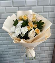 Букет цветов из:  Розы и Хризантемы в Высоковске
