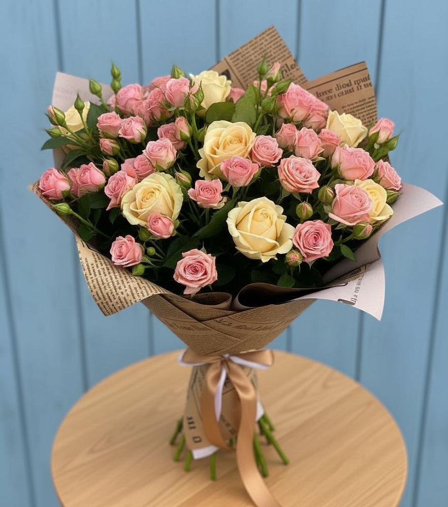 Букет цветов из: Розы в Высоковске