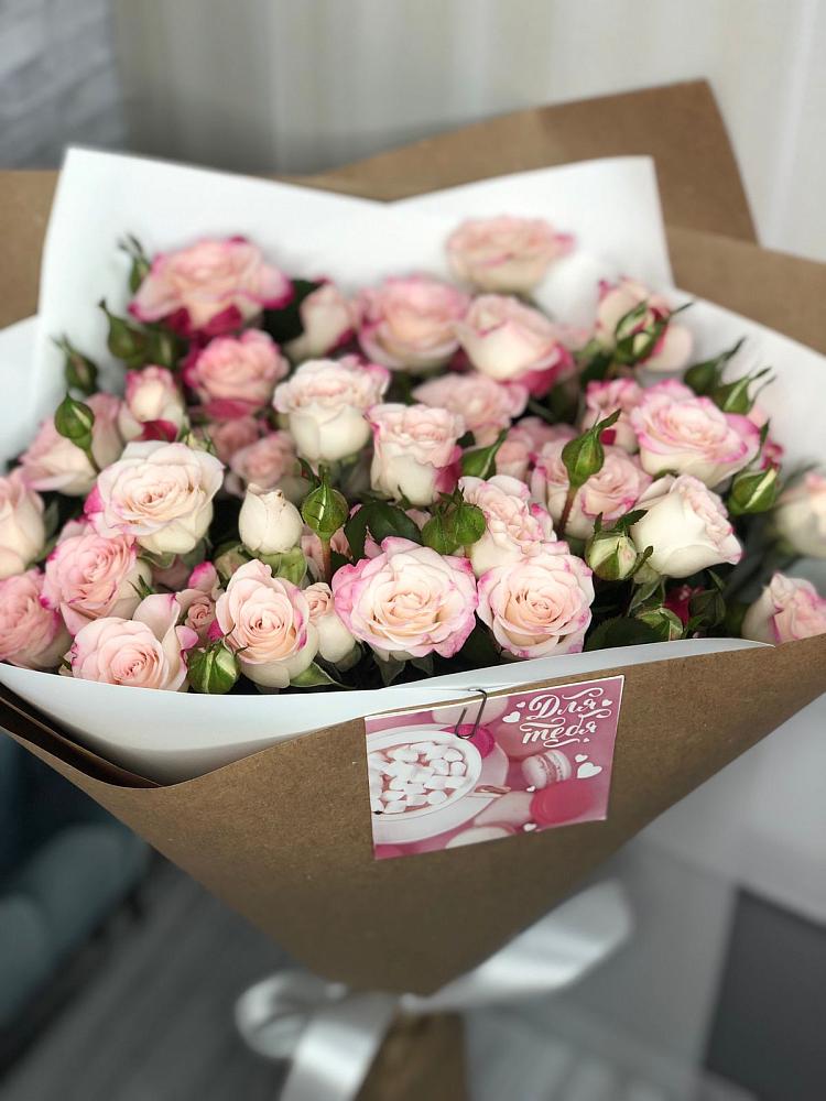 Букет цветов из: Розы в Высоковске