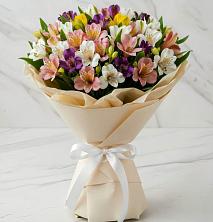 Букет цветов из:  Альстромерии в Высоковске