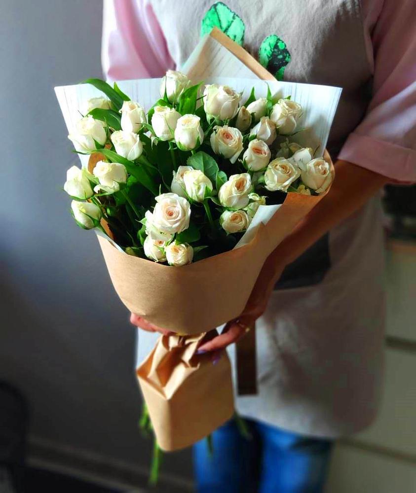 Букет цветов из: Розы в Высоковске