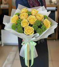 Букет цветов из:  Хризантемы и Розы #REPLACE_PRED# Высоковске