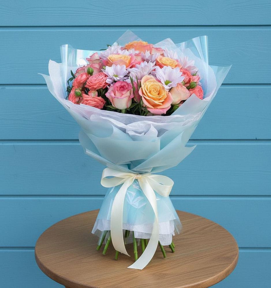 Букет цветов из: Хризантемы и Розы в Высоковске